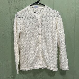 VINTAGE white American knit lace sweater